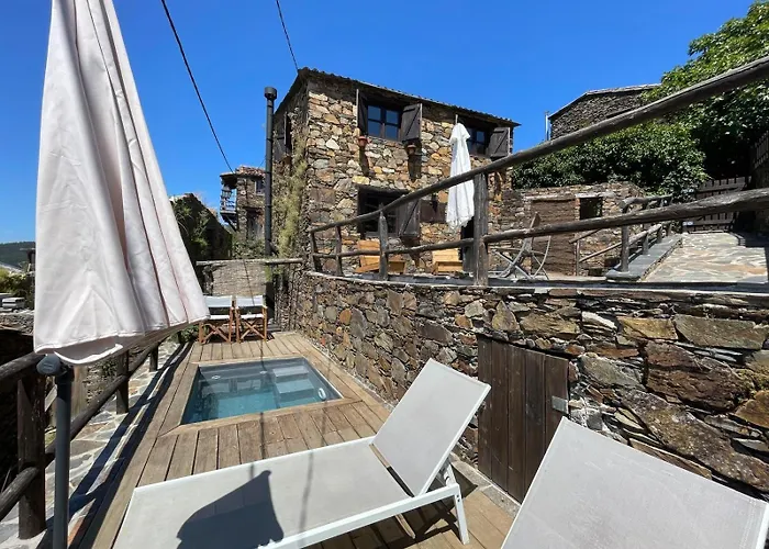 Vila da piscina: Casa Do Ti Toninho