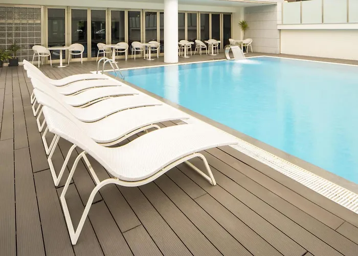 Hotel de 4 estrelas: Nh Coimbra Dona Ines